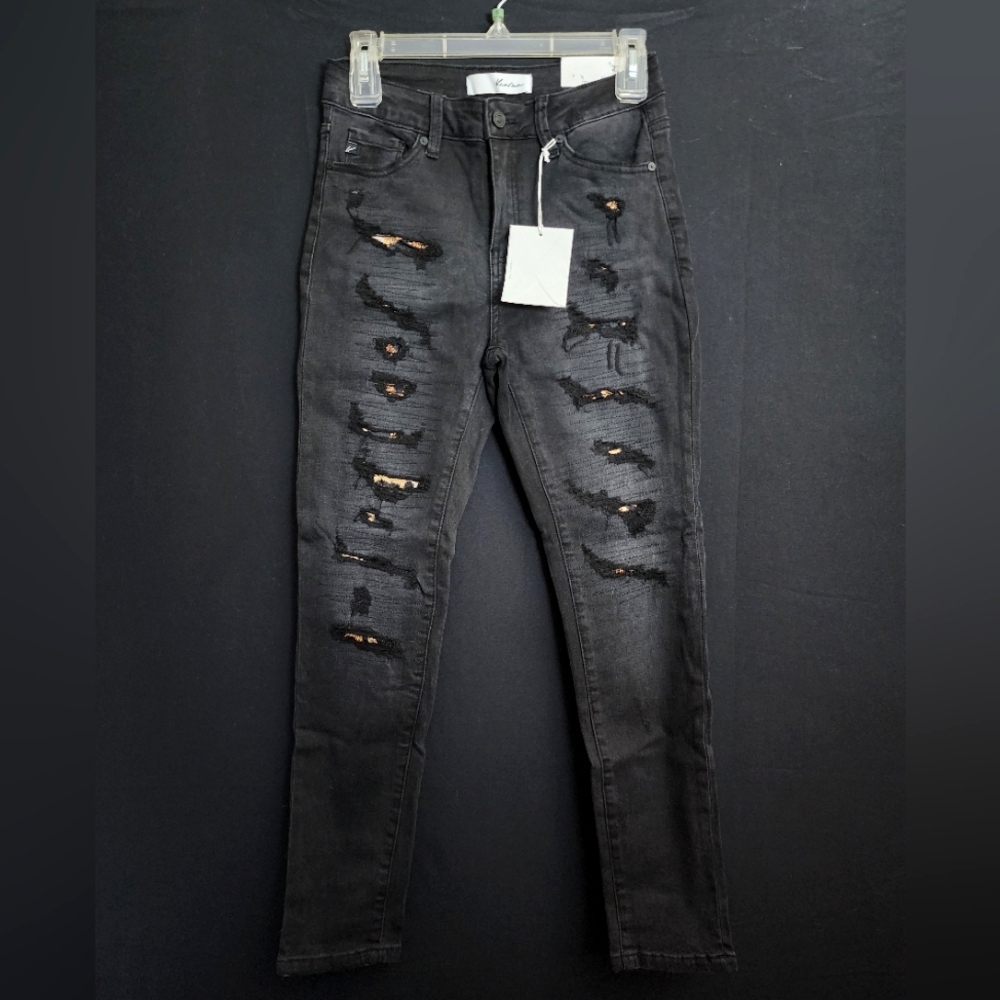 KanCan Distressed Black Jeans Size 7/27